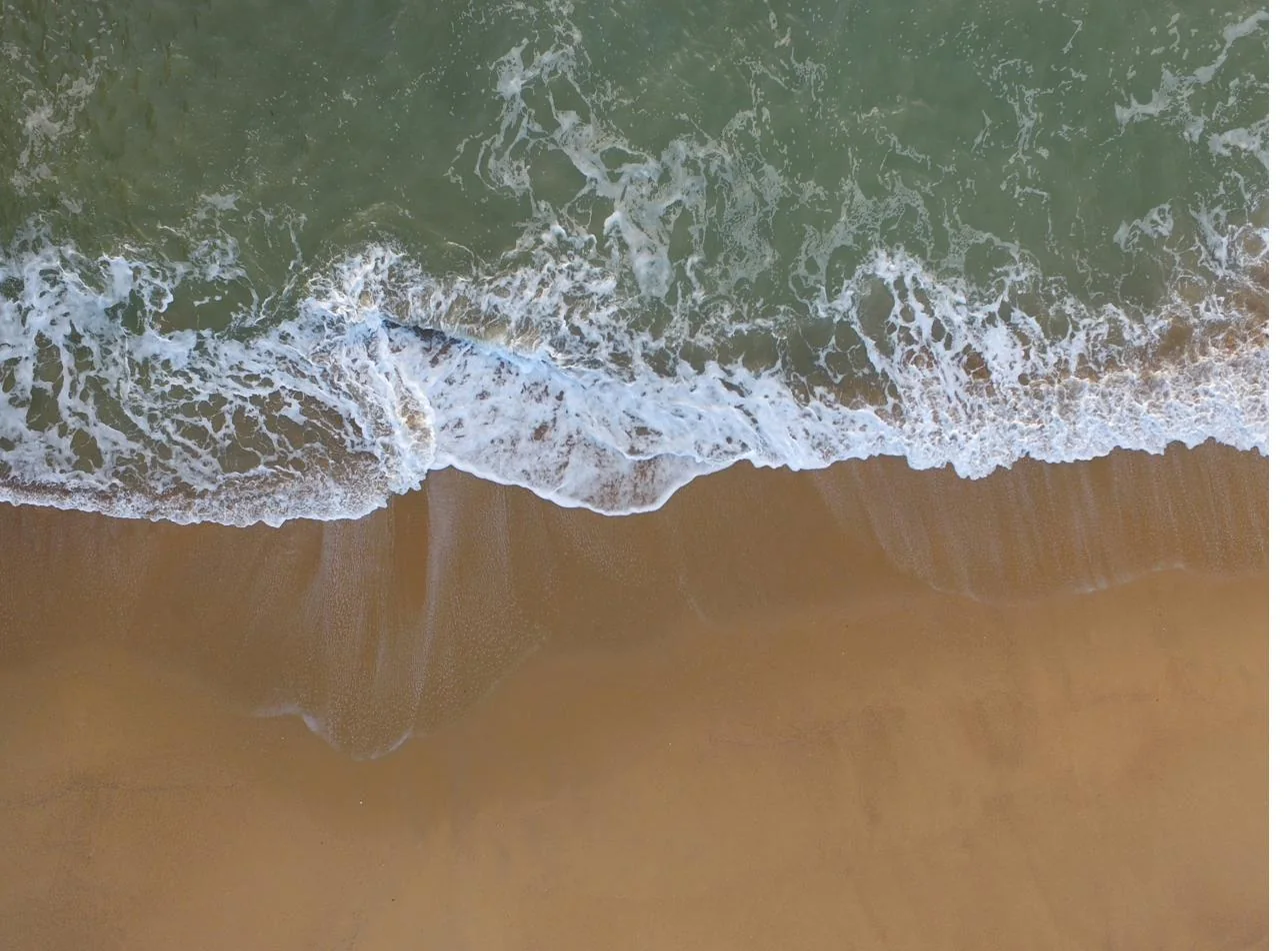 Le rivage de la baie de La Baule vu depuis le ciel